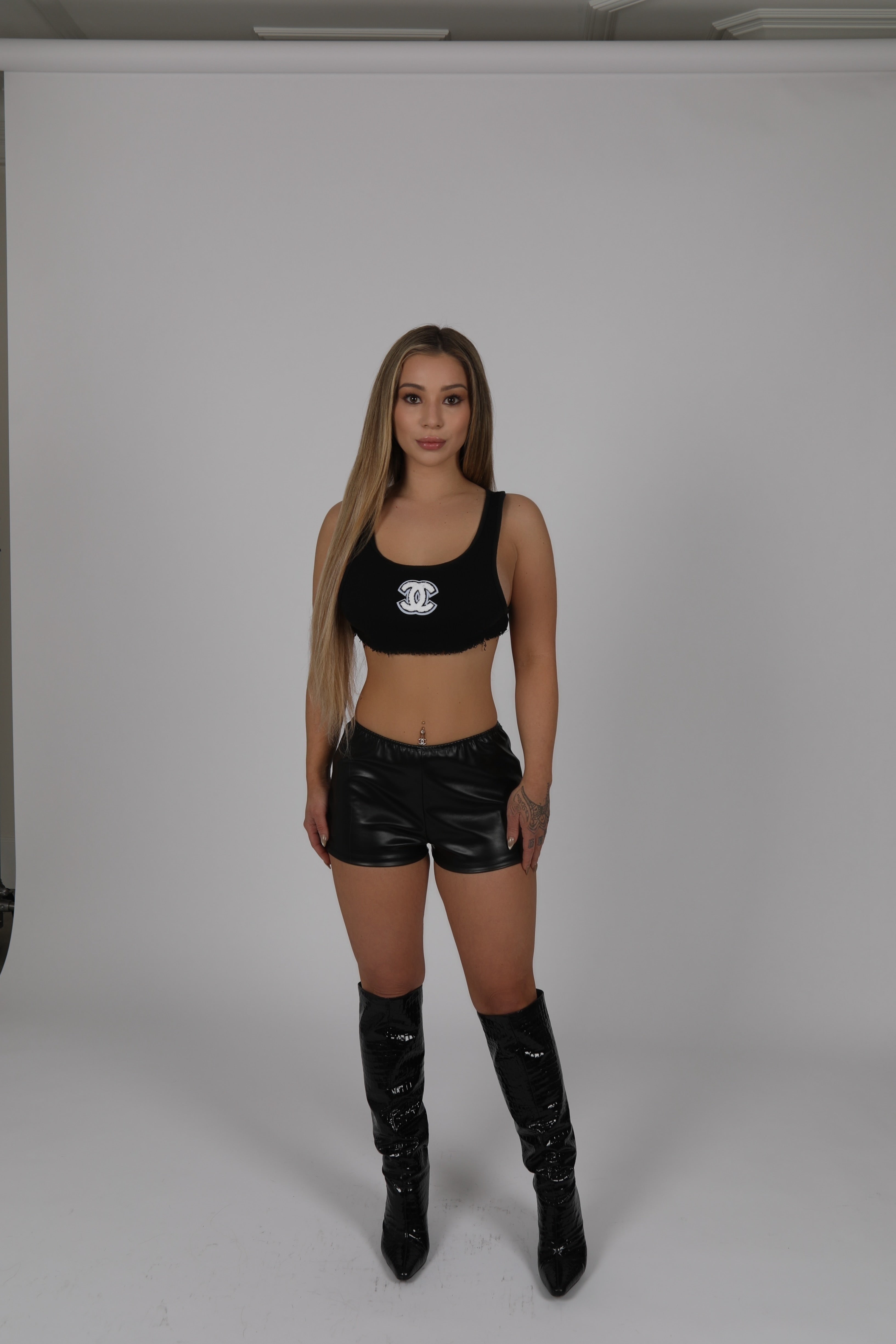 Melly Shorts (Black)